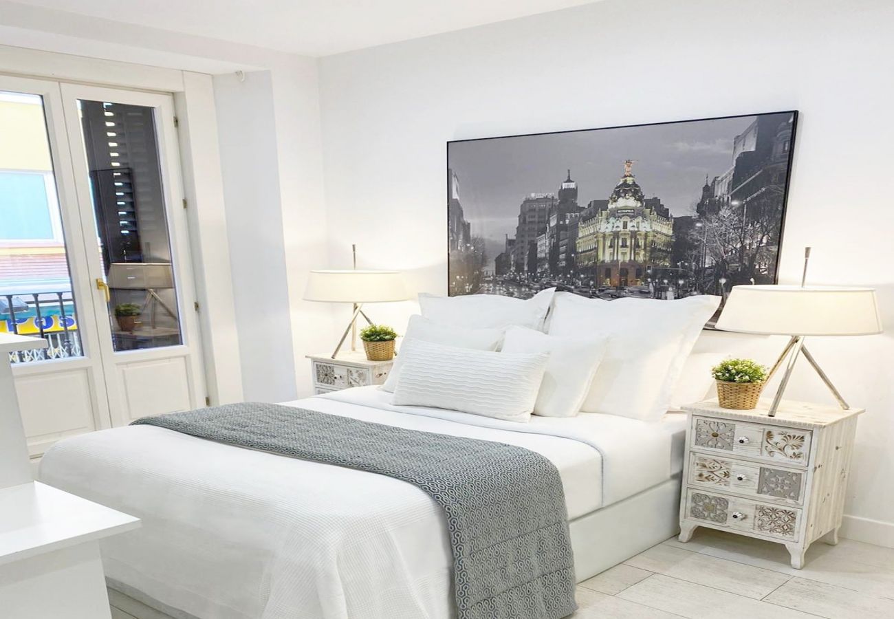Apartahotel en Madrid - Apartamento de diseño en Plaza Mayor P1I 