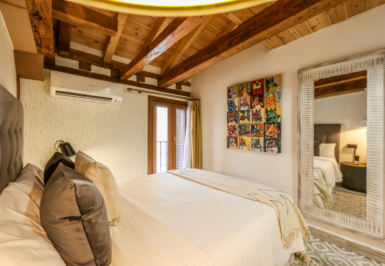 Apartahotel en Madrid - Precioso Loft  Reformado en pleno centro N12 