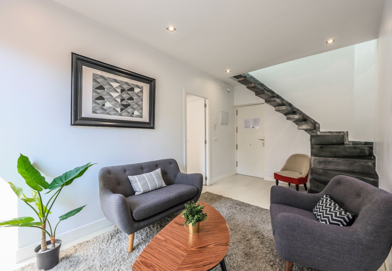 Apartahotel en Madrid - Ático dúplex con solárium en Plaza Mayor y Sol