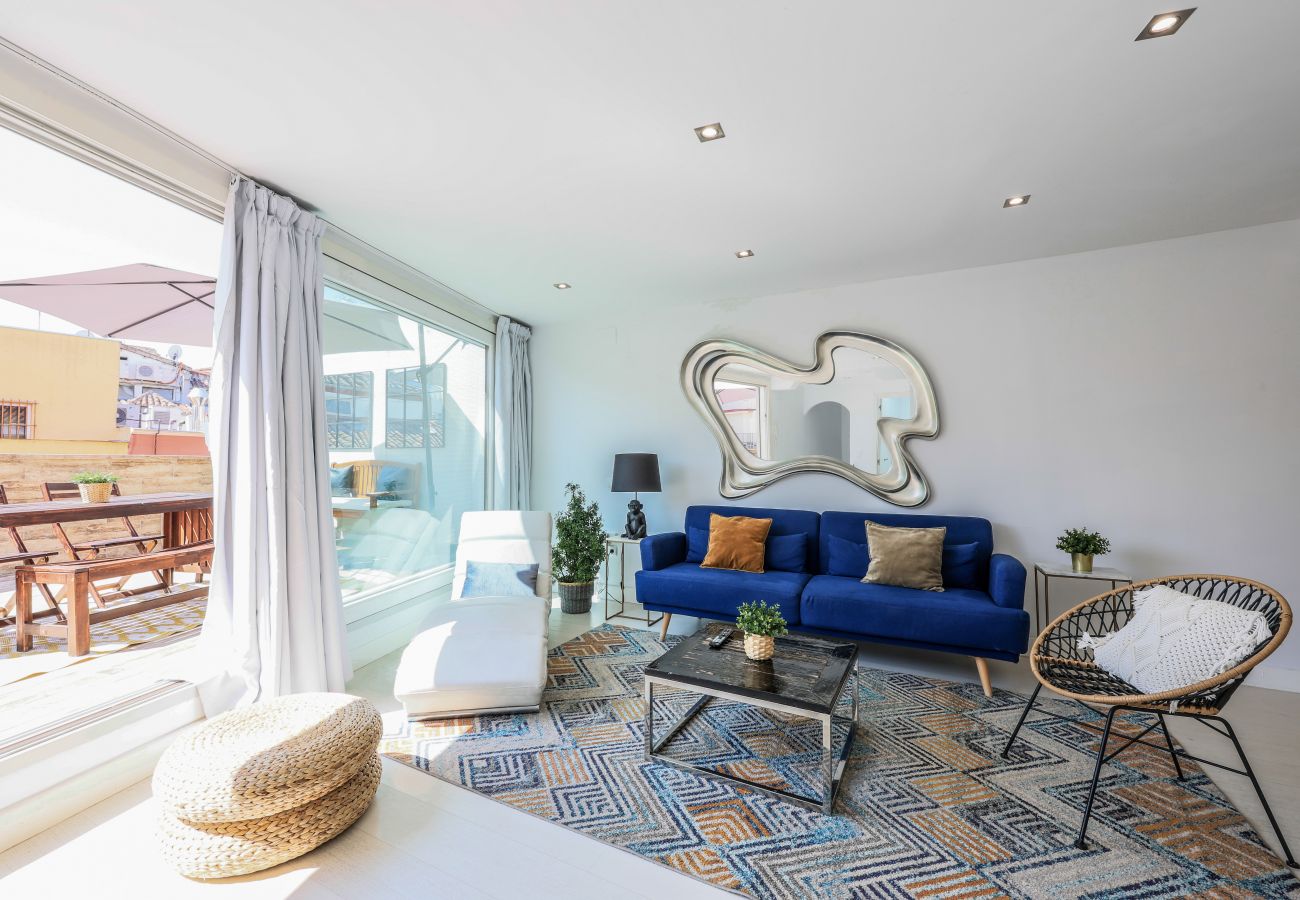 Apartahotel en Madrid - Ático dúplex con solárium en Plaza Mayor y Sol