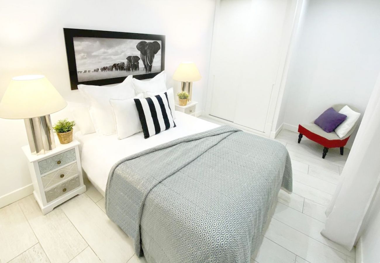 Apartahotel en Madrid - Apartamento de diseño en Plaza Mayor P1D 
