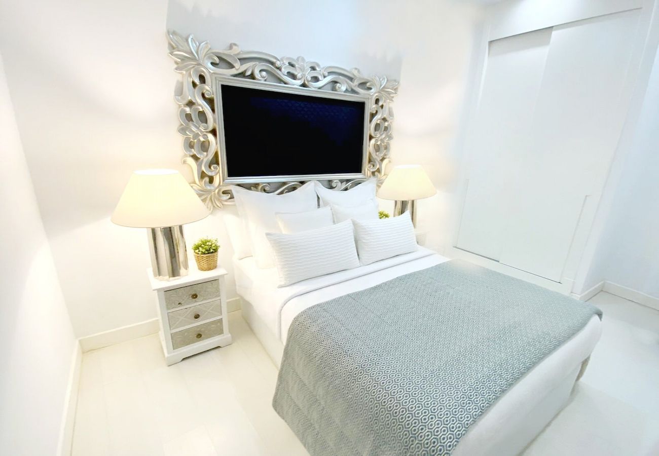 Apartahotel en Madrid - Apartamento de diseño en Plaza Mayor P4D 