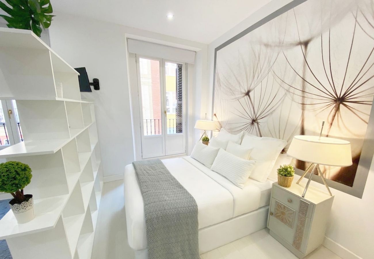 Apartahotel en Madrid - Apartamento de diseño en Plaza Mayor P2I 