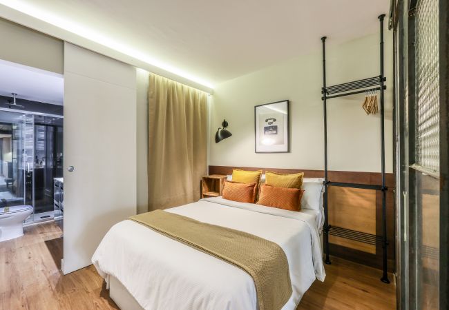 Apartamento en Madrid - Diseño y Confort en el Corazón de Madrid Chueca I1I