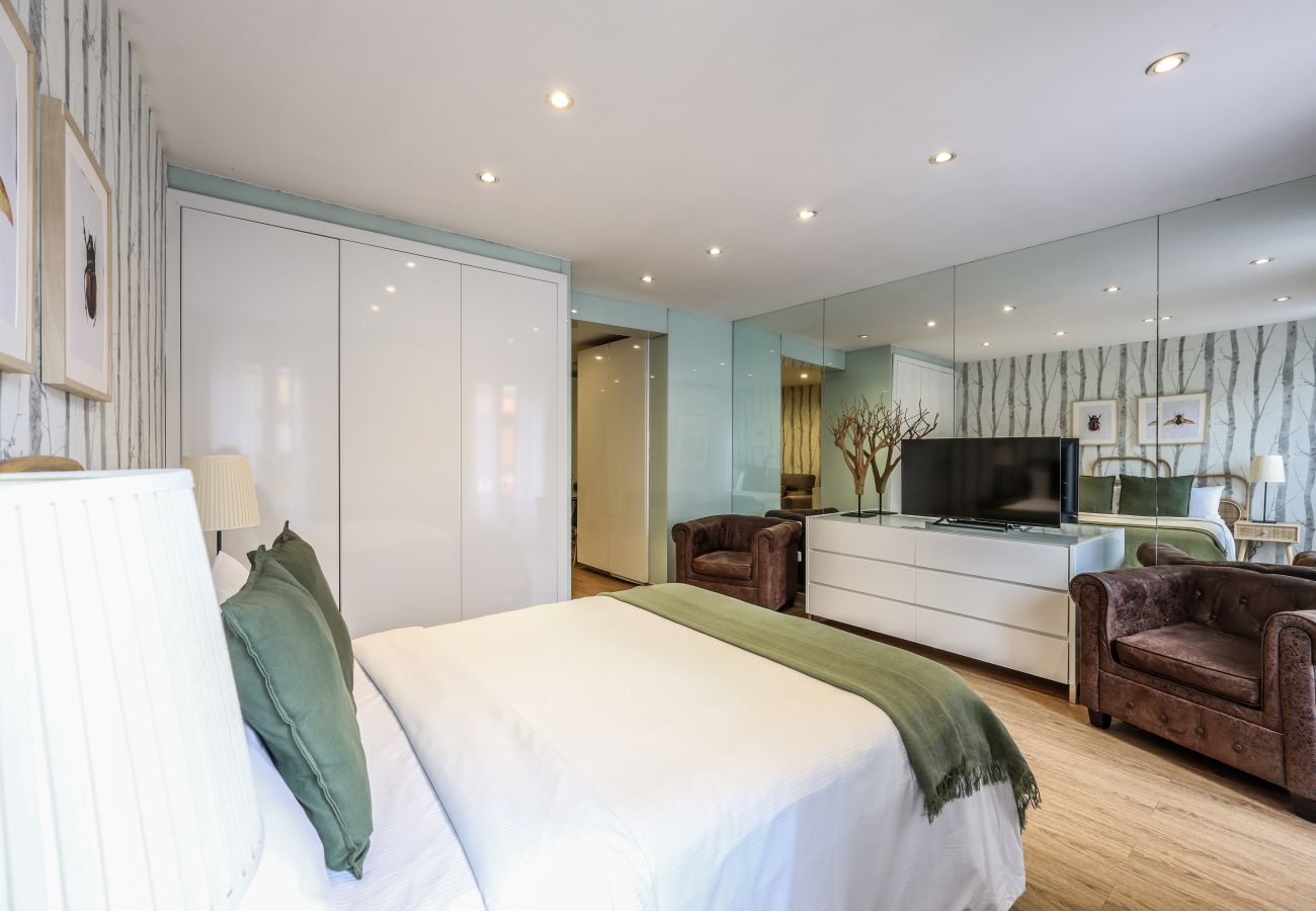 Apartahotel en Madrid - Loft Gran Via - 5º Sin Ascensor- SB1