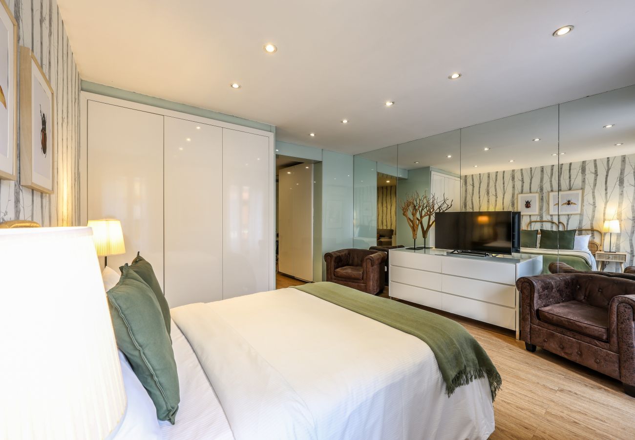 Apartahotel en Madrid - Loft Gran Via - 5º Sin Ascensor- SB1
