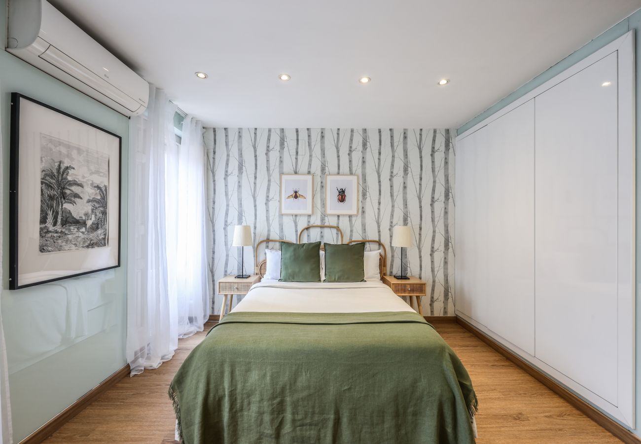 Apartahotel en Madrid - Loft Gran Via - 5º Sin Ascensor- SB1