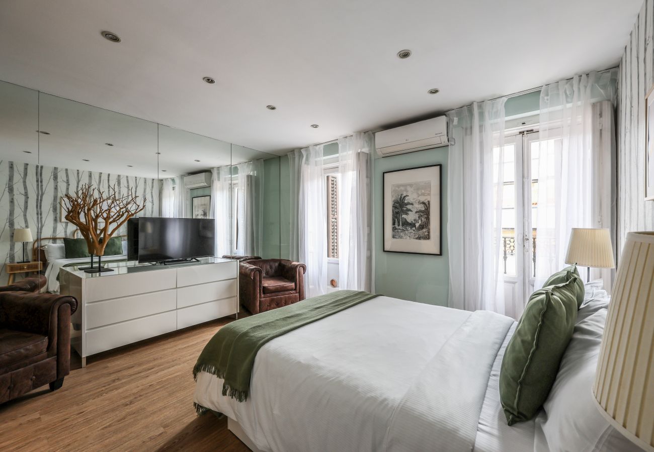Apartahotel en Madrid - Loft Gran Via - 5º Sin Ascensor- SB1