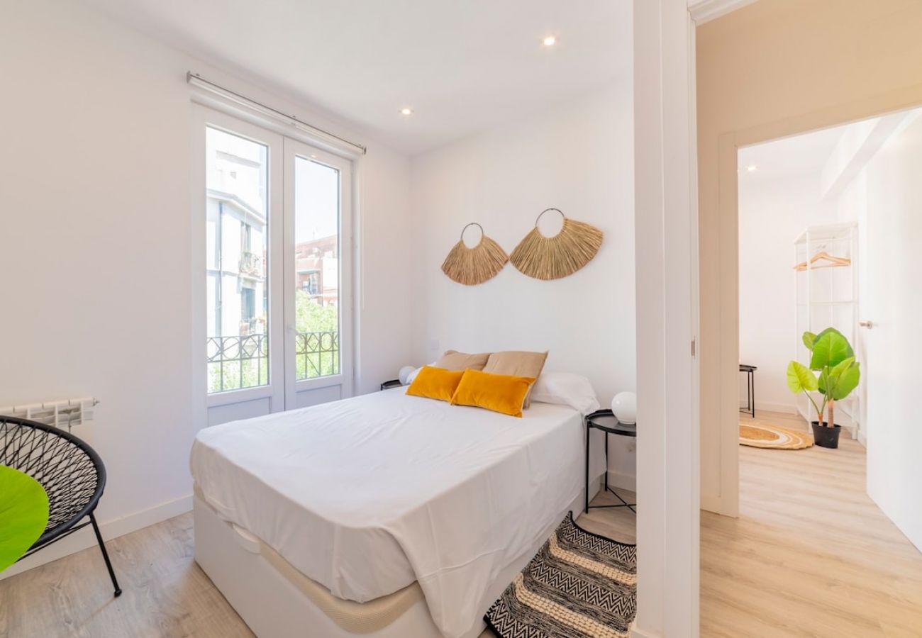 Apartahotel en Madrid - Increíble Apartamento Cuádruple en Atocha, D4A 