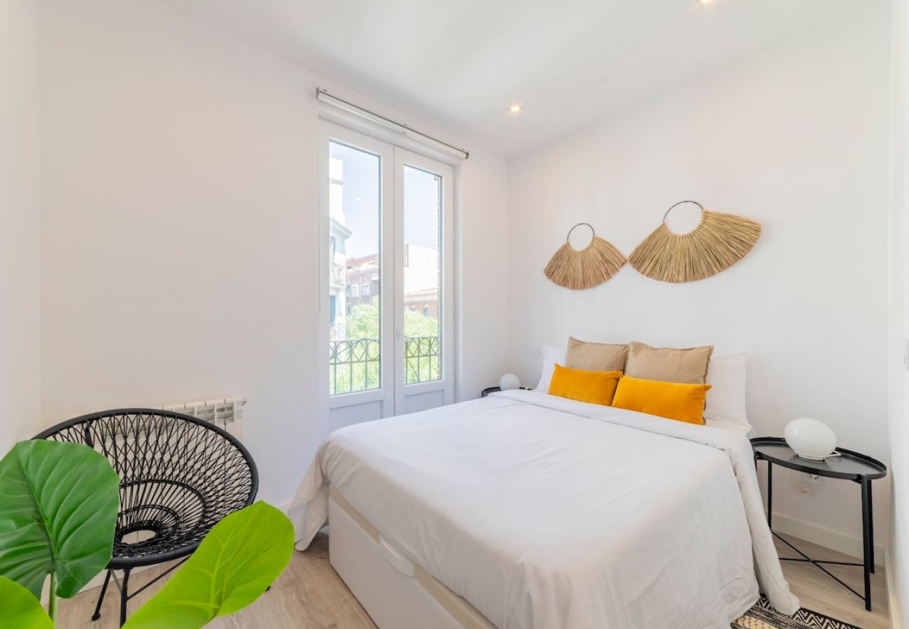 Apartahotel en Madrid - Increíble Apartamento Cuádruple en Atocha, D4A 