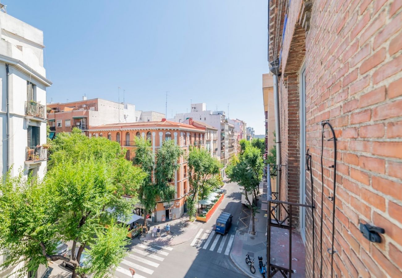 Apartahotel en Madrid - Increíble Apartamento Cuádruple en Atocha, D4A 