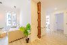 Apartahotel en Madrid - Increíble Apartamento Cuádruple en Atocha, D4A 