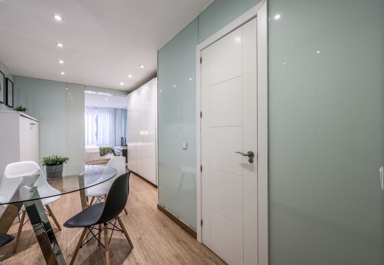 Apartahotel en Madrid - Loft junto a Gran Via -5º Sin Ascensor-SB2