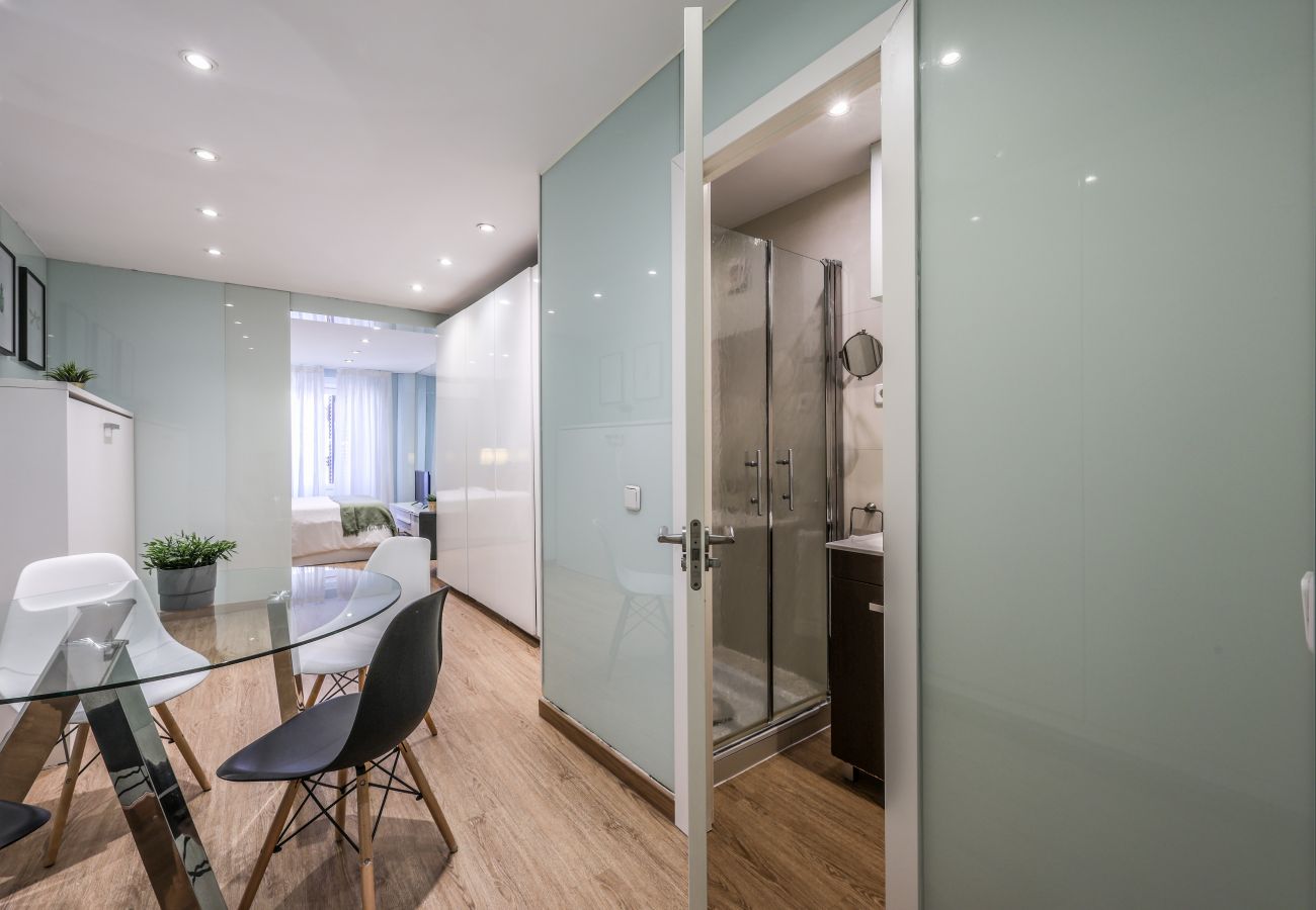 Apartahotel en Madrid - Loft junto a Gran Via -5º Sin Ascensor-SB2