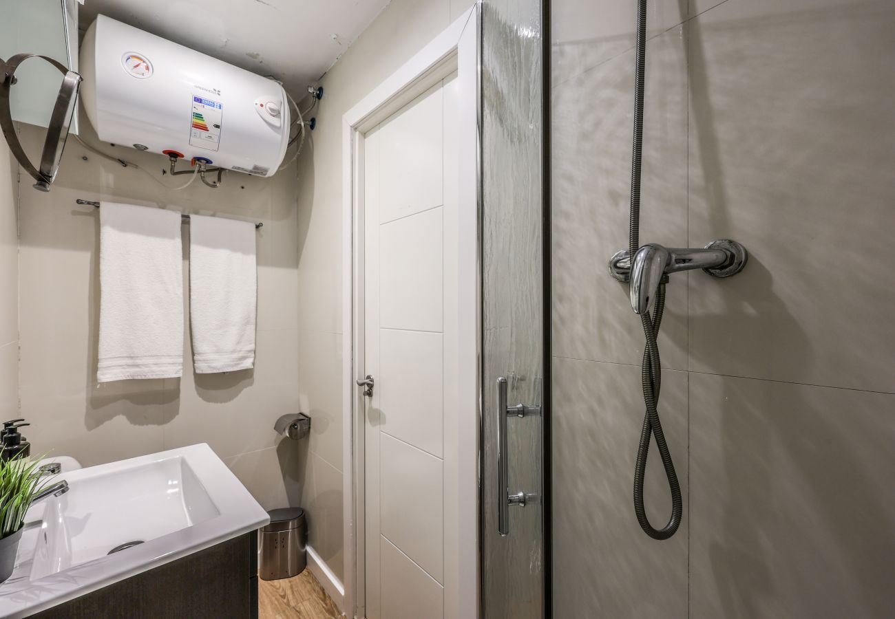 Apartahotel en Madrid - Loft junto a Gran Via -5º Sin Ascensor-SB2