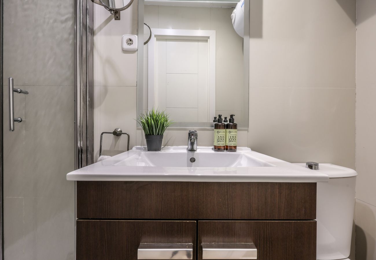 Apartahotel en Madrid - Loft junto a Gran Via -5º Sin Ascensor-SB2