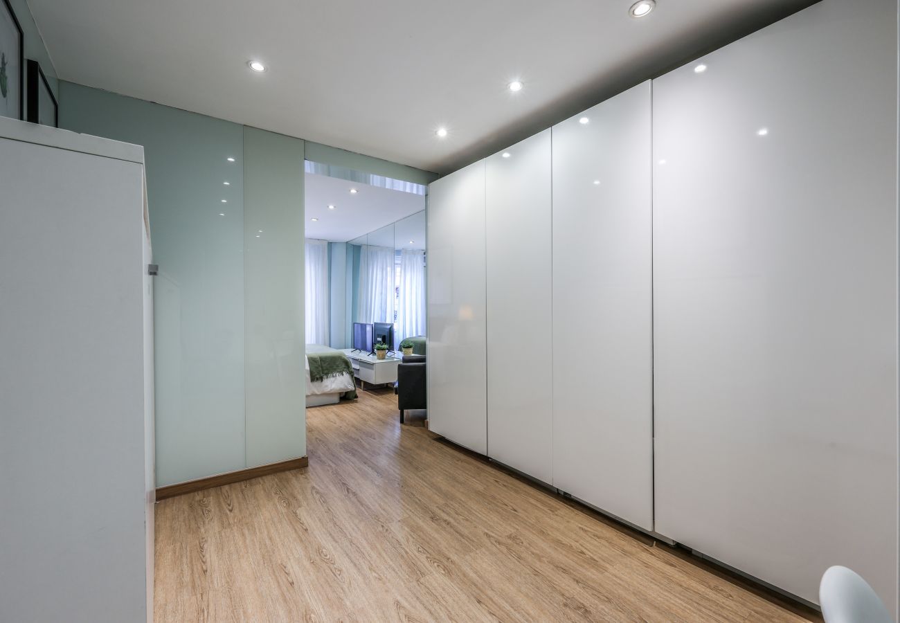 Apartahotel en Madrid - Loft junto a Gran Via -5º Sin Ascensor-SB2