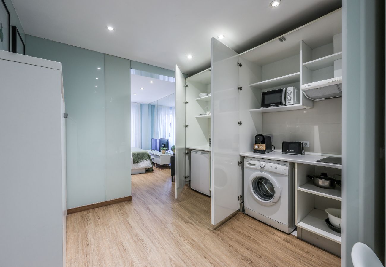 Apartahotel en Madrid - Loft junto a Gran Via -5º Sin Ascensor-SB2