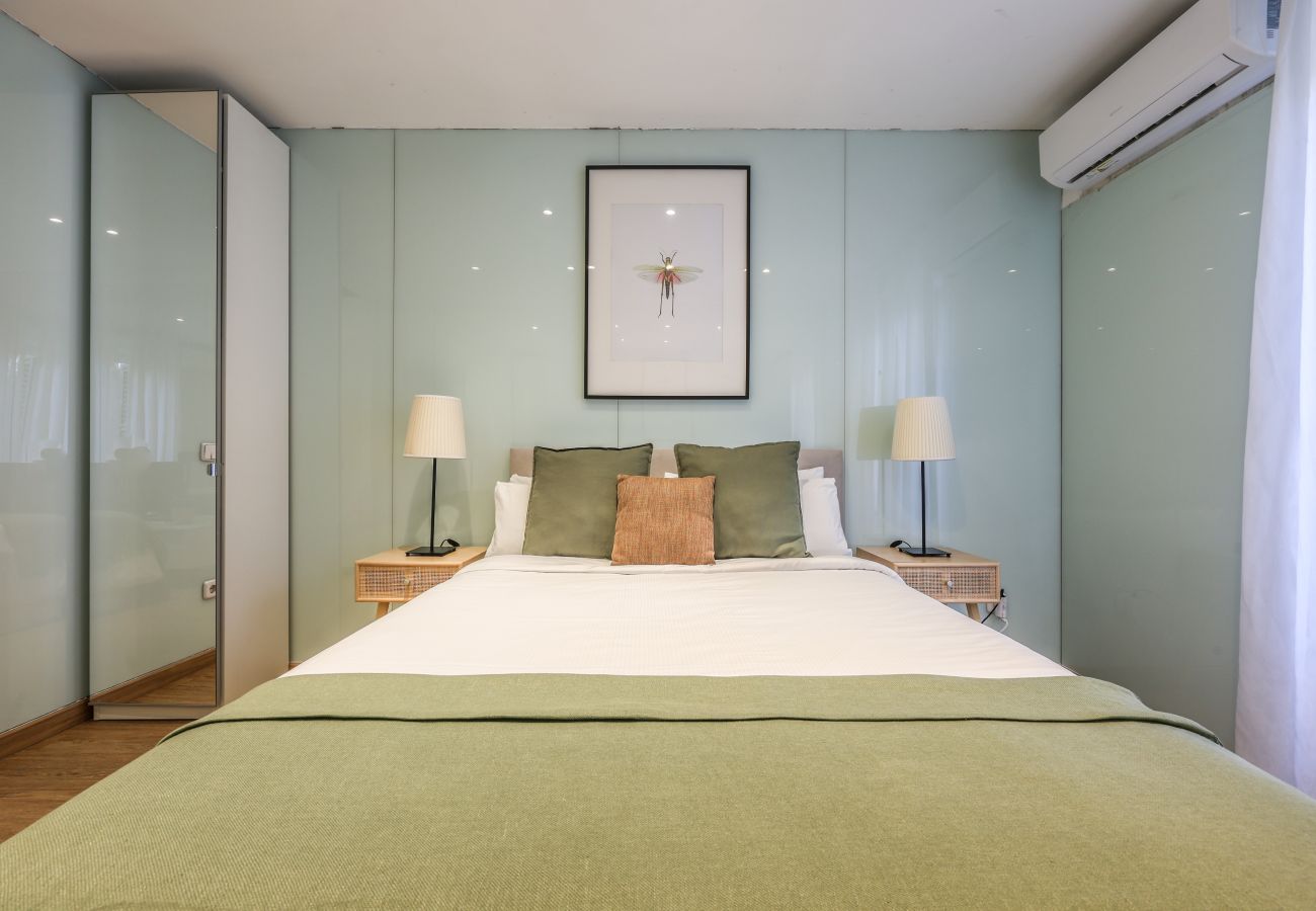 Apartahotel en Madrid - Loft junto a Gran Via -5º Sin Ascensor-SB2