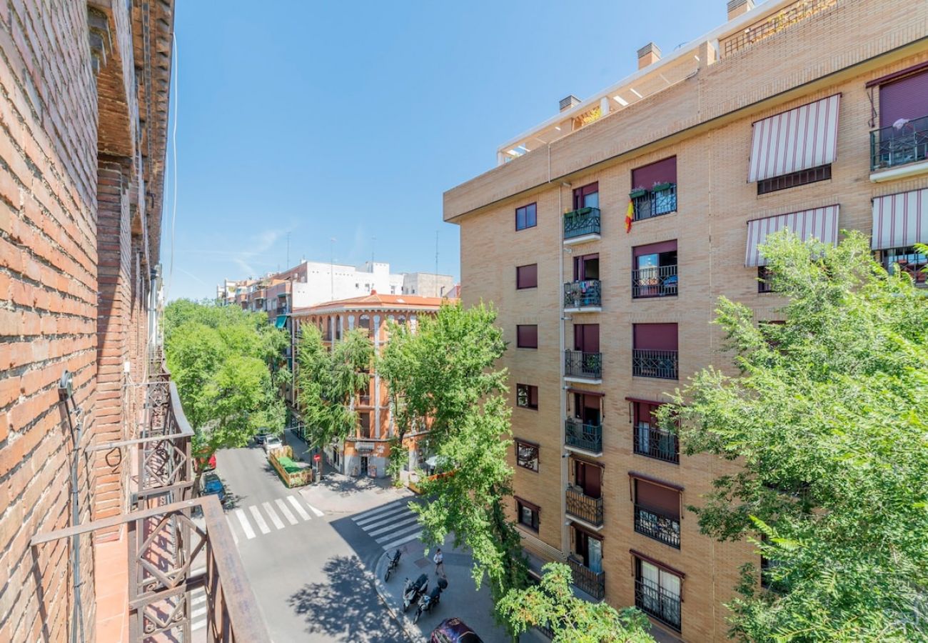 Apartahotel en Madrid - Increíble Apartamento Cuádruple en Atocha D4C 