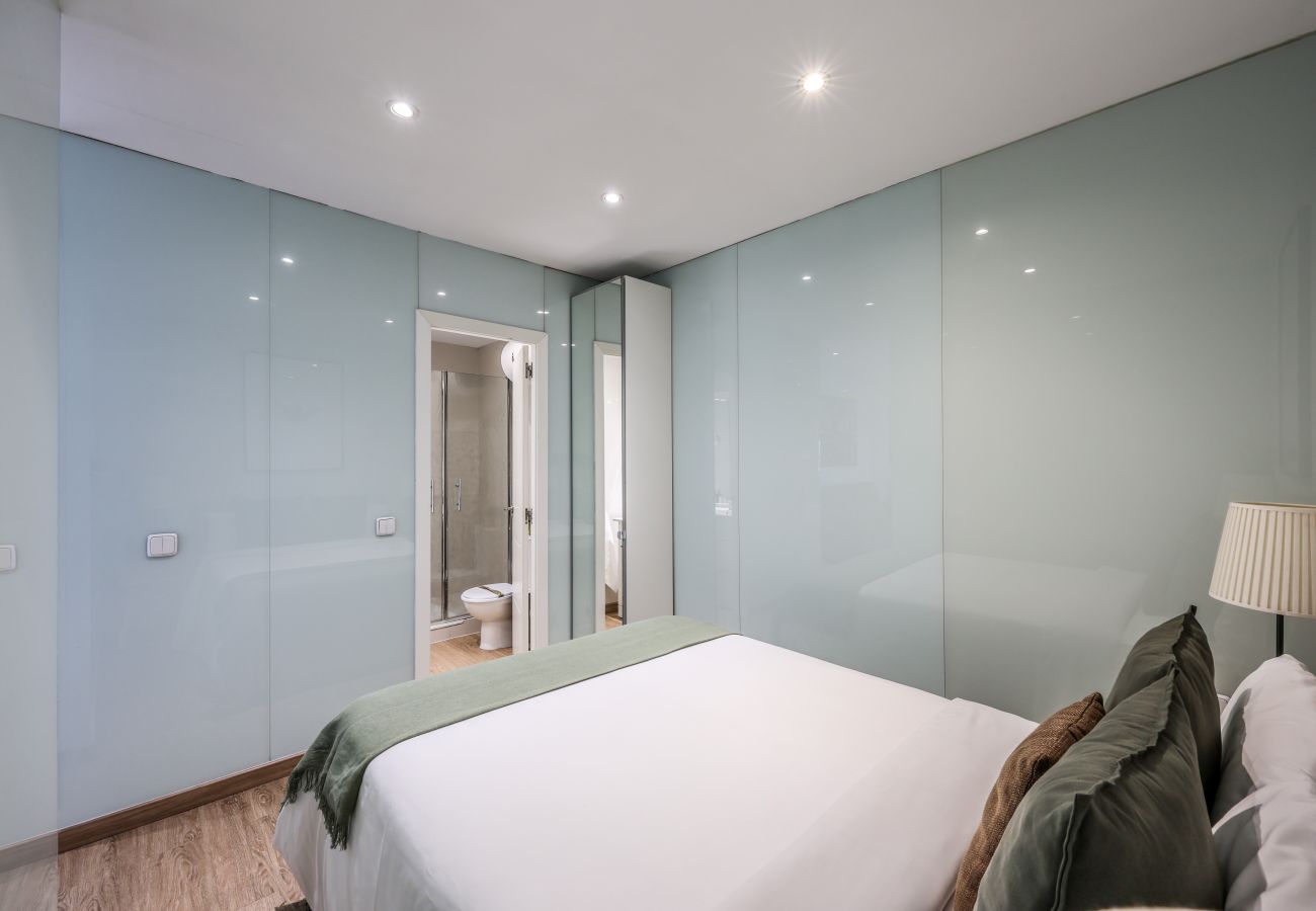 Apartahotel en Madrid - Loft junto a Gran Vía -5º Sin Ascensor- SB4