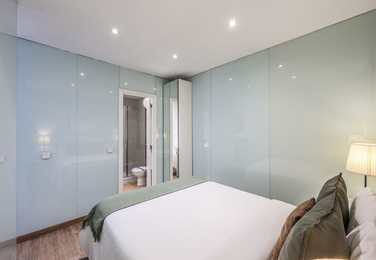 Apartahotel en Madrid - Loft junto a Gran Vía -5º Sin Ascensor- SB4