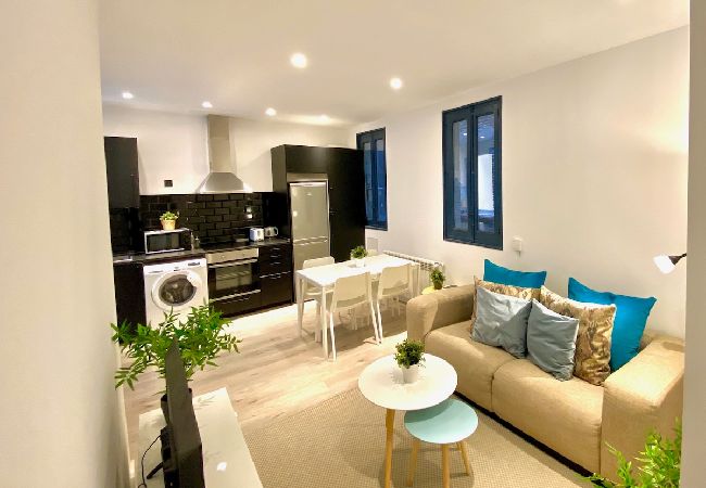 Apartahotel en Madrid - Increíble Apartamento en Atocha D1C 