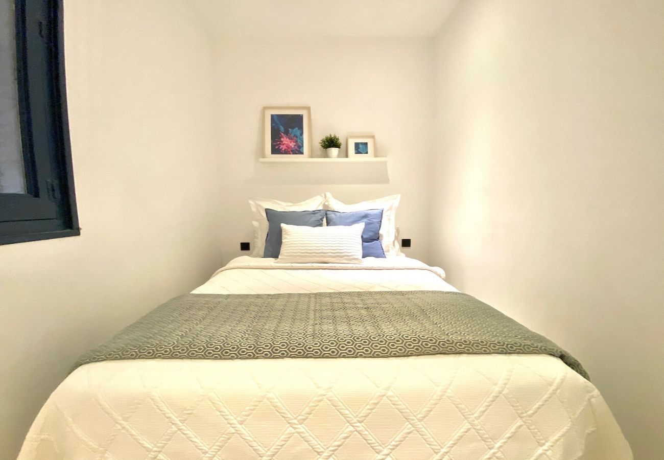 Apartahotel en Madrid - Increíble Apartamento en Atocha D1C 