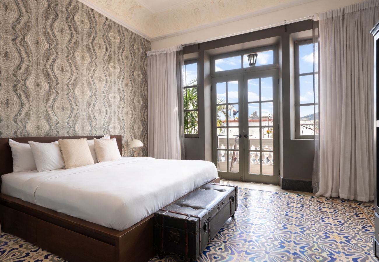 Estudio en Ciudad de Panamá - Apartamento Renovado con Balcón en Casco Viejo M8 