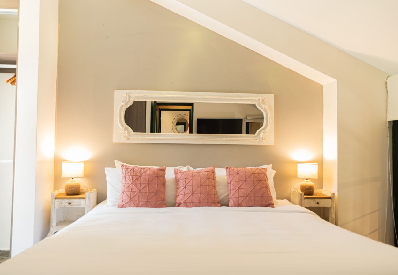 Apartamento en Ciudad de Panamá - Apartamento triple reformado de diseño con piscina 