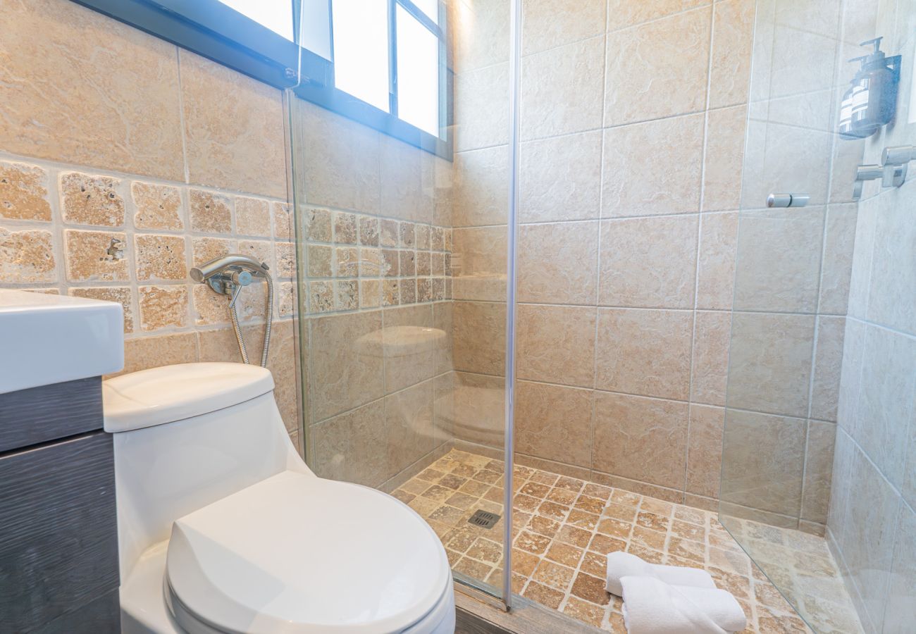 Apartamento en Ciudad de Panamá - Apartamento triple reformado de diseño con piscina 