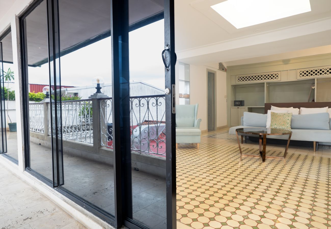 Apartahotel en Ciudad de Panamá - Espectacular Apartamento con Azotea y Jacuzzi M9 