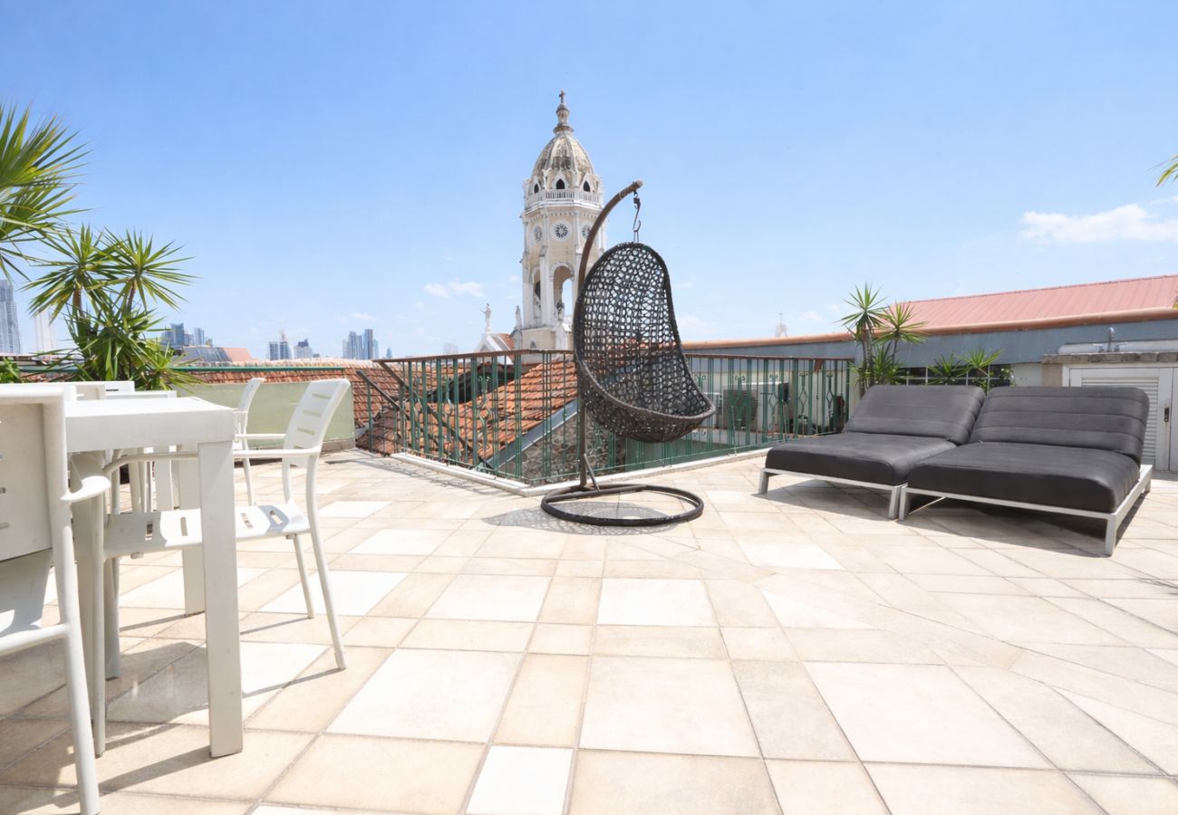 Apartamento en Ciudad de Panamá - PENTHOUSE con rooftop y piscina 5 habitaciones DI5 