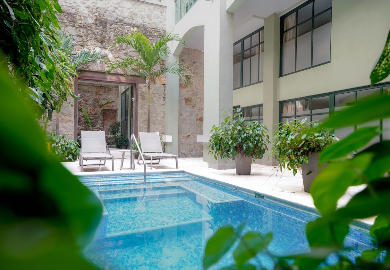 Apartamento en Ciudad de Panamá - PENTHOUSE con rooftop y piscina 5 habitaciones DI5 