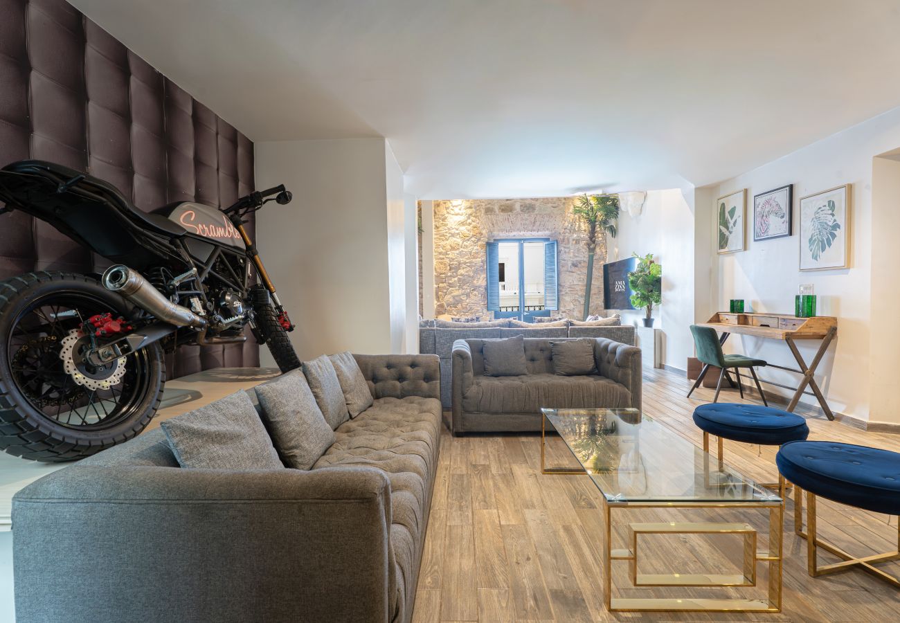 Apartamento en Ciudad de Panamá - PENTHOUSE con rooftop y piscina 5 habitaciones DI5 