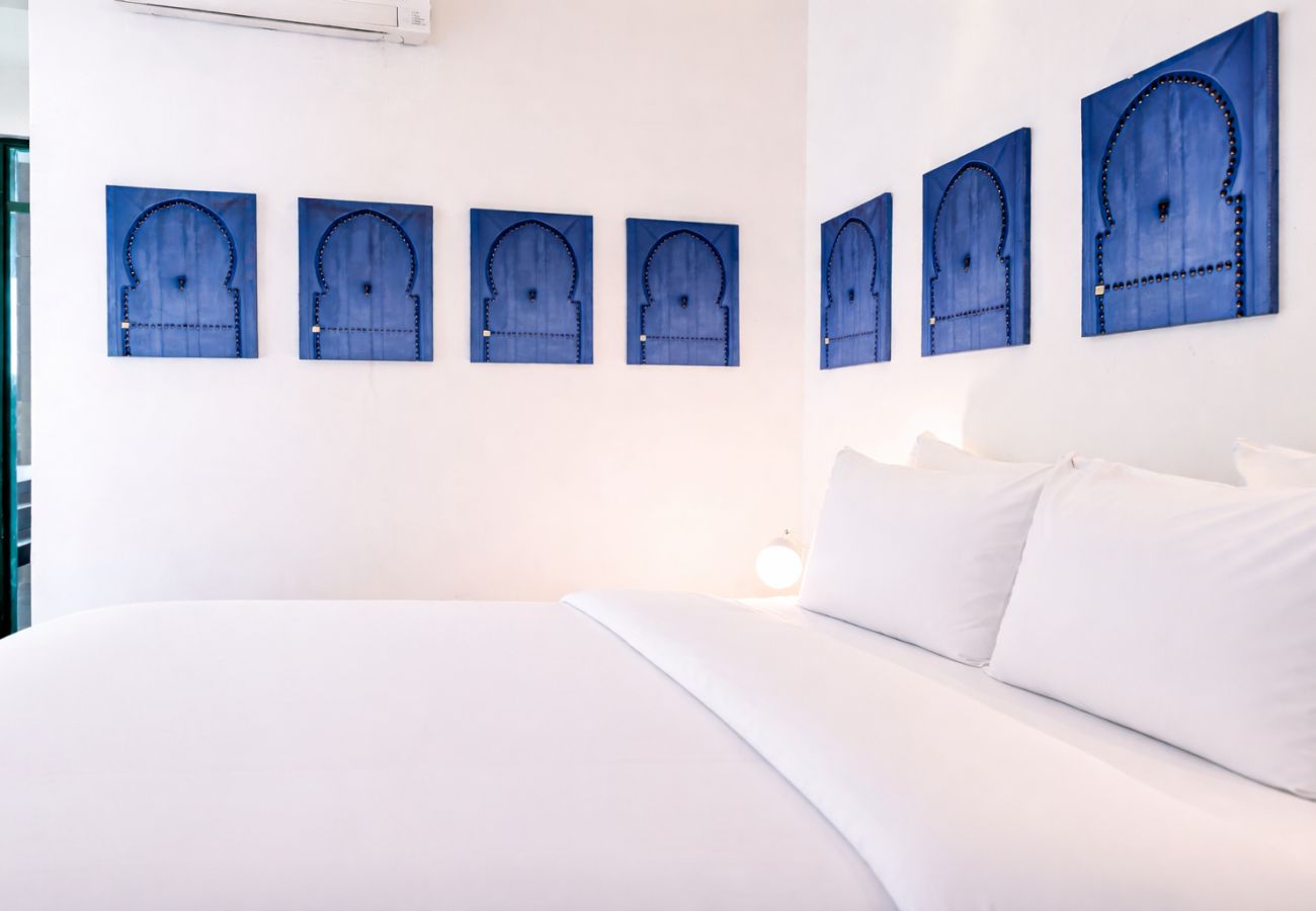 Apartamento en Ciudad de Panamá - 3BR con Piscina y Vista al Teatro Nacional D4 