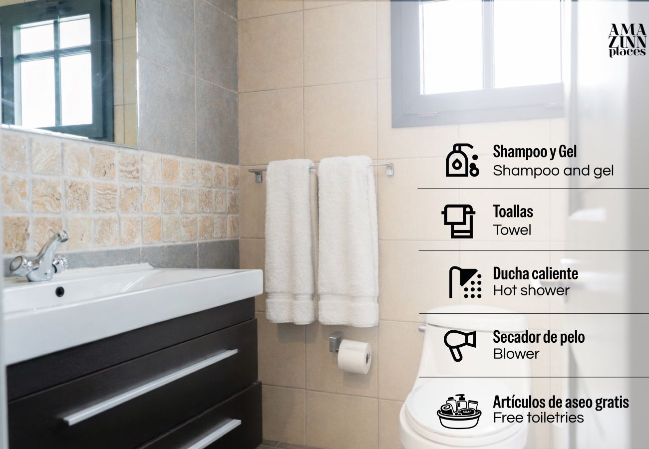 Apartamento en Ciudad de Panamá - 3BR con Piscina y Vista al Teatro Nacional D4 