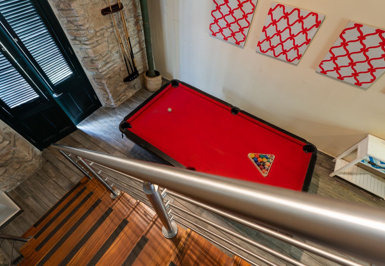 Apartamento en Ciudad de Panamá - 3BR con Piscina y Vista al Teatro Nacional D4 