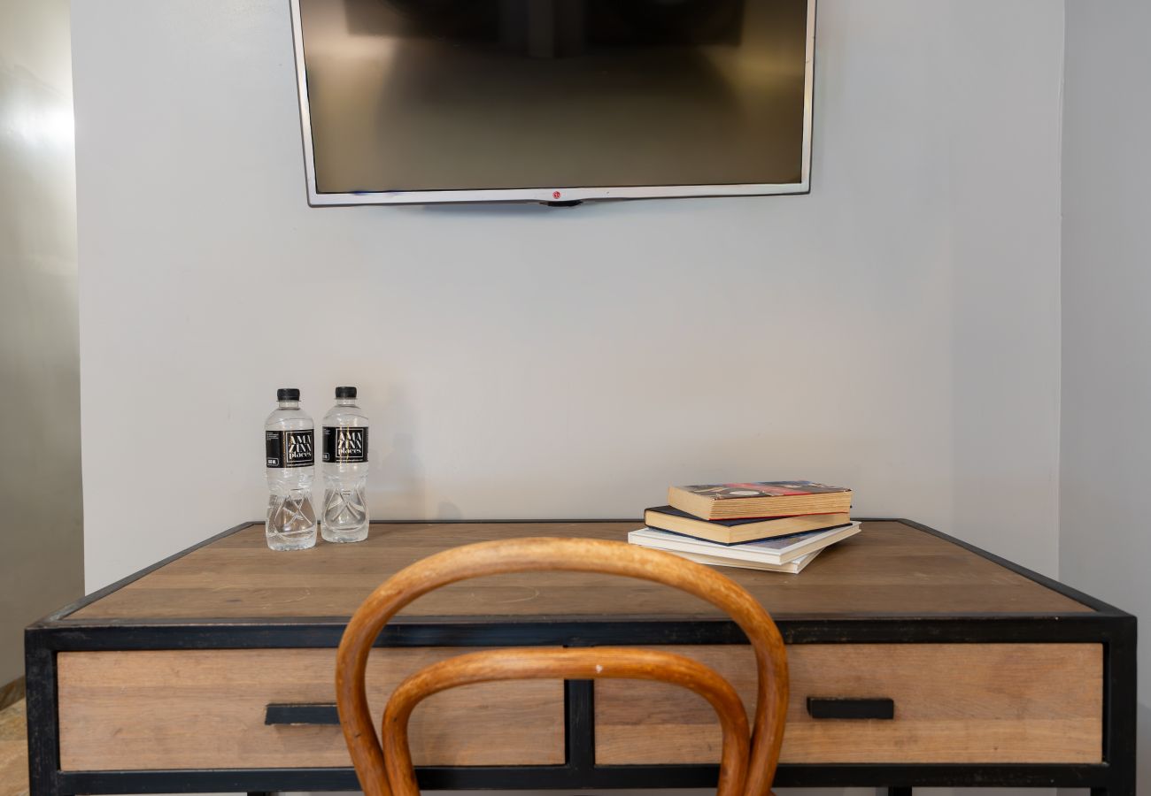 Apartamento en Ciudad de Panamá - Apartamento de 3 Habitaciones Dobles y 3 Baños M0