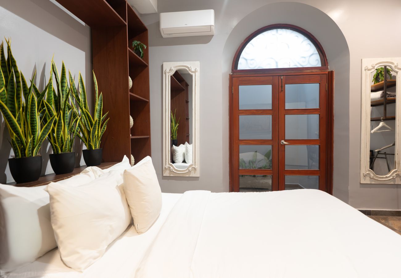 Apartamento en Ciudad de Panamá - Apartamento de 3 Habitaciones Dobles y 3 Baños M0