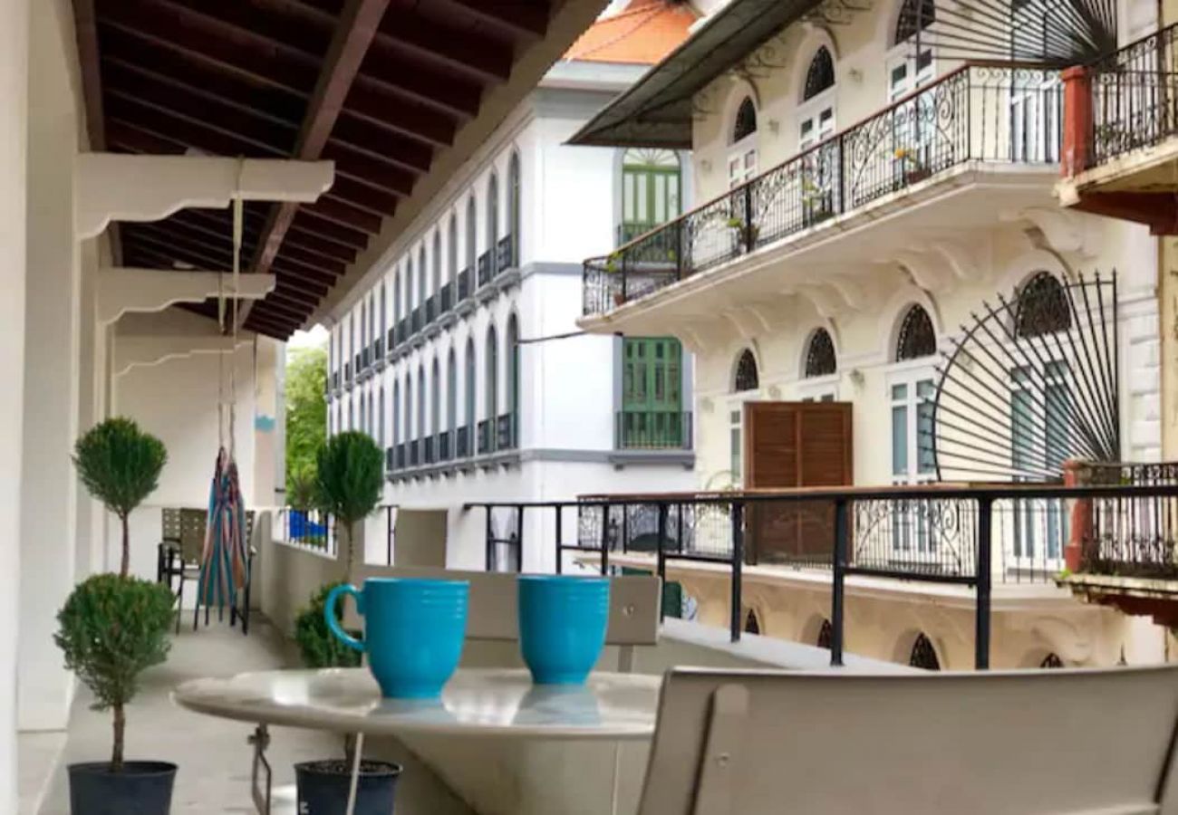 Apartamento en Ciudad de Panamá - Hermoso y comodo apartamento original colonial dob 
