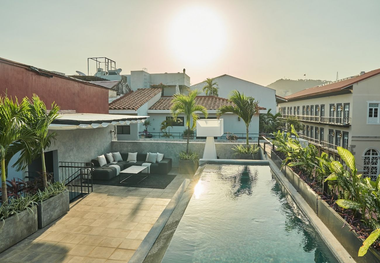 Apartamento en Ciudad de Panamá - Piscina de diseño y rooftop 180º en apartamento Ab4 
