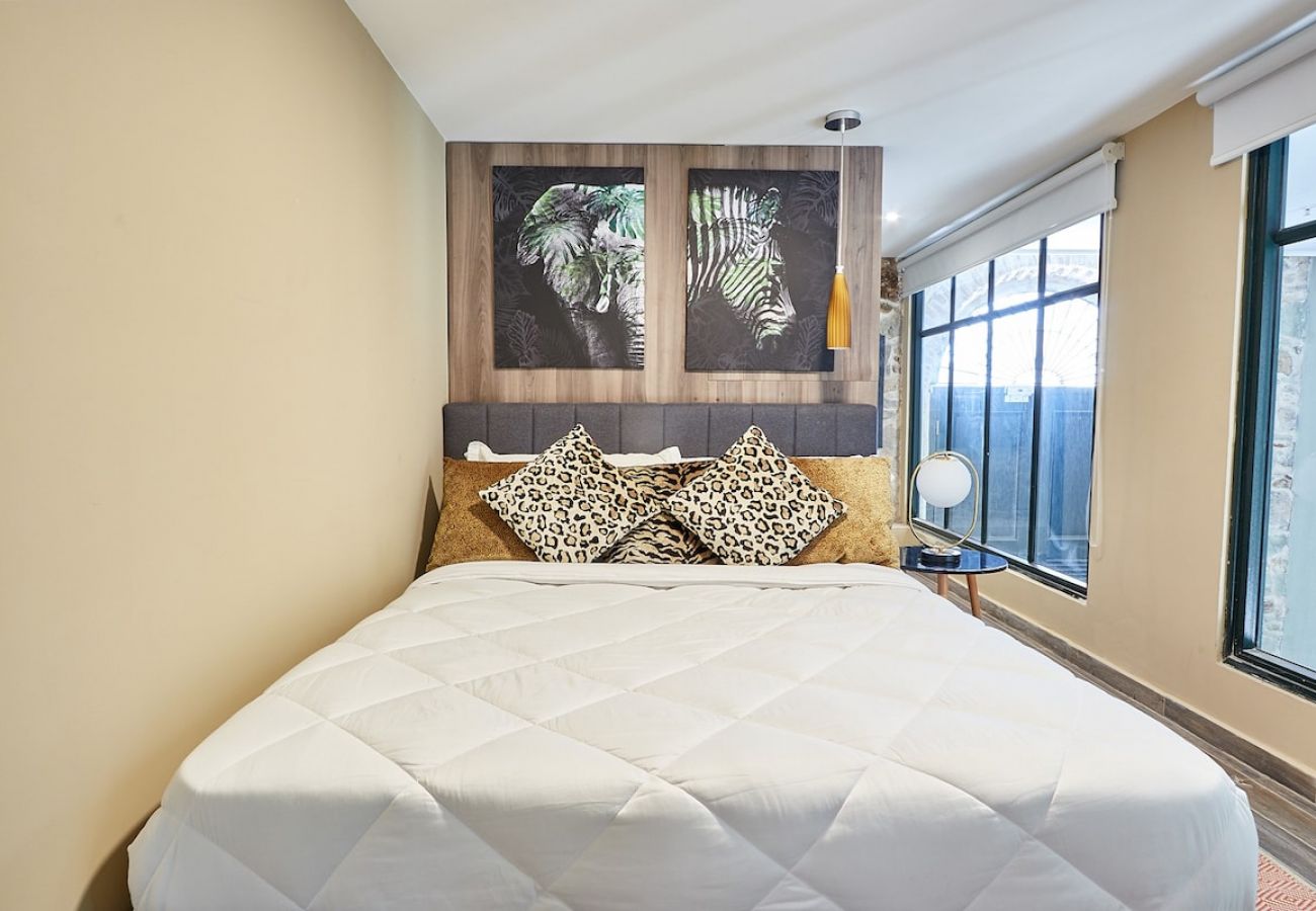 Apartamento en Ciudad de Panamá - PISCINA Dos habitaciones con vistas al Teatro D10 