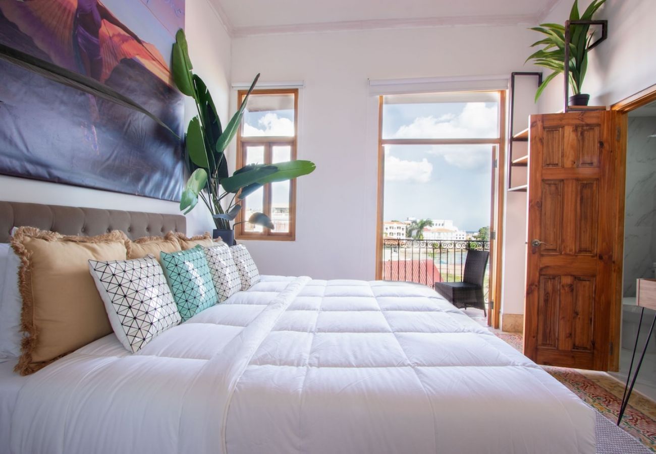 Alquiler por habitaciones en Ciudad de Panamá - Apartamento con Piscina y Balcón Vistas al Mar A13 