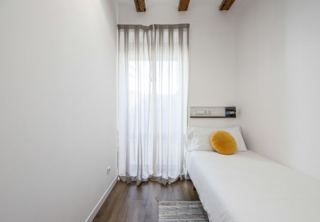 Apartamento en Valencia - Fantástico Apartamento de 2 habitaciones  Apartamento en Valencia - Fantástico Apartamento de 2 habitaciones