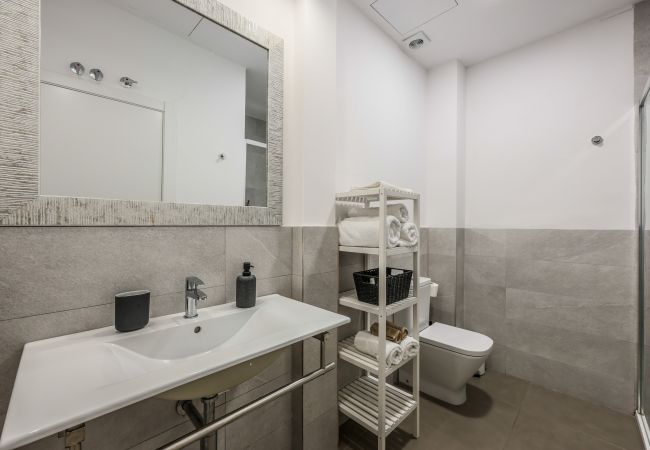 Apartamento en Valencia - Fantástico Apartamento de 2 habitaciones  Apartamento en Valencia - Fantástico Apartamento de 2 habitaciones