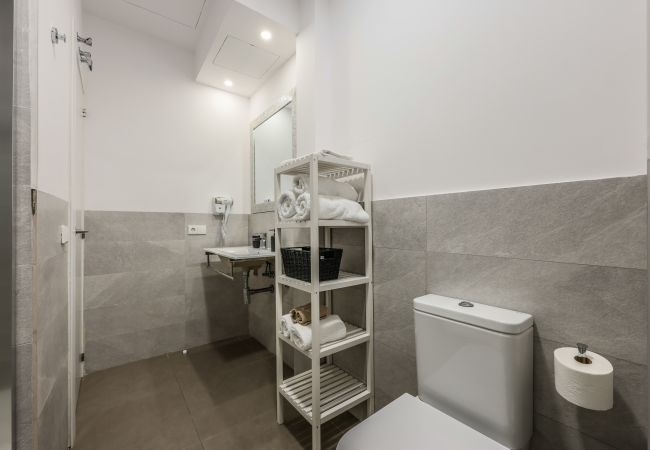 Apartamento en Valencia - Fantástico Apartamento de 2 habitaciones  Apartamento en Valencia - Fantástico Apartamento de 2 habitaciones