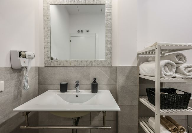 Apartamento en Valencia - Fantástico Apartamento de 2 habitaciones  Apartamento en Valencia - Fantástico Apartamento de 2 habitaciones