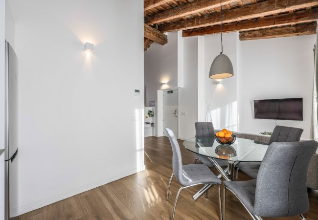 Estudio en Valencia - Precioso ático tipo estudio reformado Estudio en Valencia - Precioso ático tipo estudio reformado