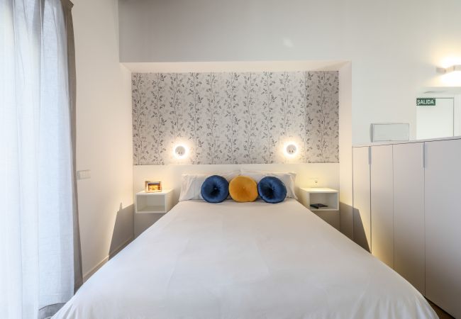 Estudio en Valencia - Precioso ático tipo estudio reformado Estudio en Valencia - Precioso ático tipo estudio reformado